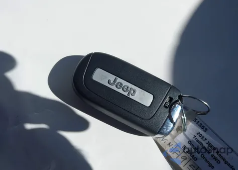 2017 Jeep Renegade Trailhawk 4X4 from USA, damaged, VIN ZACCJBCB2HPF95331